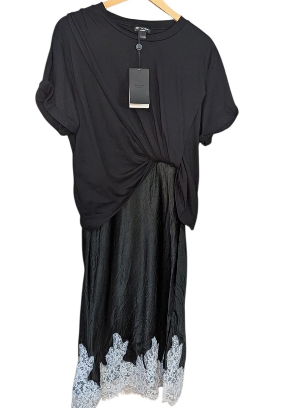 Betty Chow Black Short-Sleeve T-Shirt with Lace Slip Hem Dress..Size Large - Picture 2 of 7